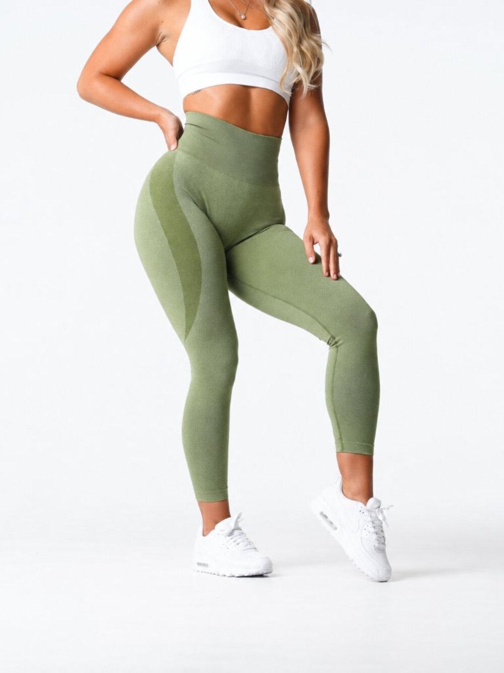 NVGTN | Sage Green Seamless Contour Leggings – Women’s Small